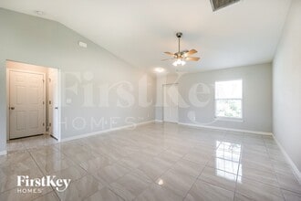 1706 NW 26th St in Cape Coral, FL - Building Photo - Building Photo