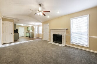 5521 Pennybrook Trail in Stone Mountain, GA - Building Photo - Building Photo