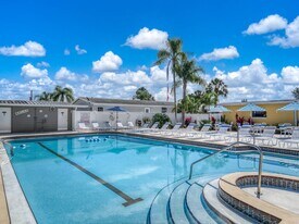 1200 US Hwy 27 N in Sebring, FL - Building Photo