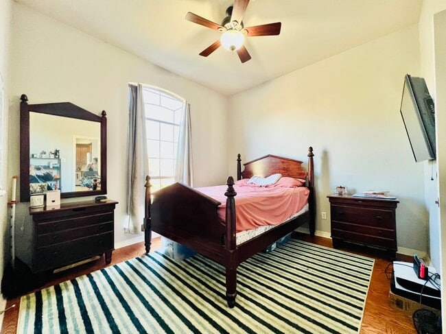 9220 Edgemont Dr in North Richland Hills, TX - Building Photo - Building Photo