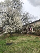 325 S Boyers Ave, Unit Apt.5 in Gallatin, TN - Building Photo