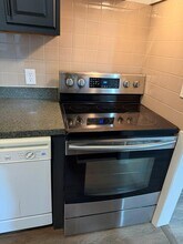 6686 Deer Ct in Bedford Heights, OH - Building Photo - Building Photo