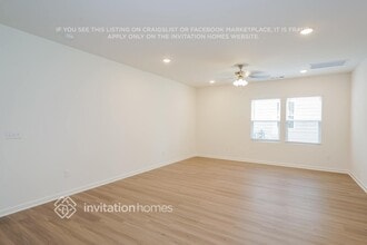 372 Brook Ave in White House, TN - Foto de edificio - Building Photo
