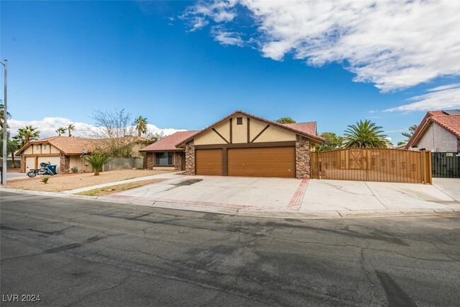 3407 Bristlecone St in Las Vegas, NV - Building Photo - Building Photo