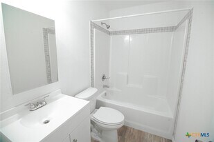 1601 Cloud St in San Angelo, TX - Building Photo