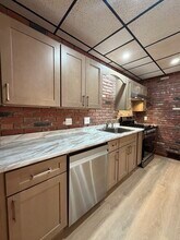 174 Adams St in Waltham, MA - Building Photo - Building Photo