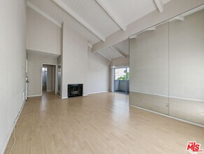 1538 11th St in Santa Monica, CA - Building Photo - Building Photo