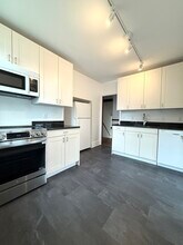 1319 Maryland St, Unit 2 in Grosse Pointe Park, MI - Building Photo - Building Photo