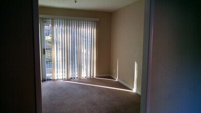 7830 Donnelly Ave in Kansas City, MO - Building Photo - Building Photo