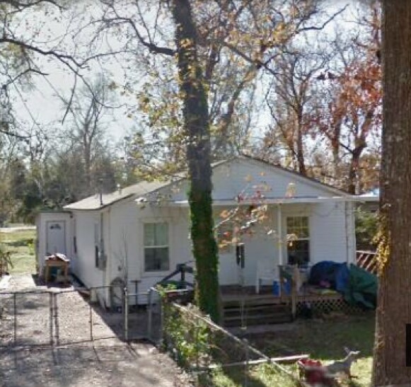 2365 Cousins St in Beaumont, TX - Building Photo
