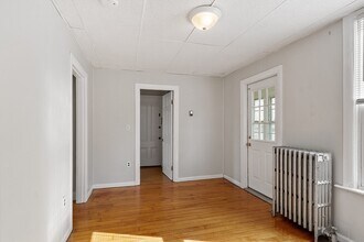 93 Upham St in Melrose, MA - Building Photo - Building Photo