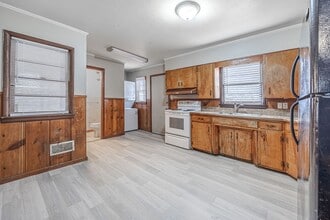 1816 Greenwood St in Jonesboro, AR - Building Photo - Building Photo