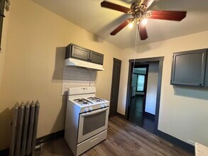7304 S Emerald Ave in Chicago, IL - Building Photo - Building Photo
