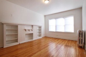 7057 S Princeton Ave in Chicago, IL - Foto de edificio - Building Photo