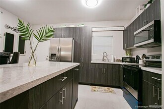 15 Swallow Ave in McAllen, TX - Building Photo - Building Photo