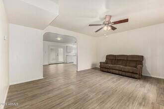 4439 E Hidalgo Ave in Phoenix, AZ - Building Photo - Building Photo