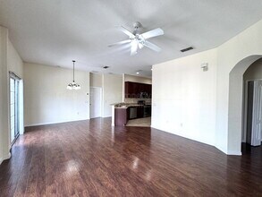 1985 Estancia Cir in Kissimmee, FL - Building Photo - Building Photo