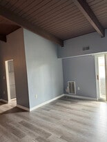 11316 Cherry Hill Rd in Beltsville, MD - Building Photo