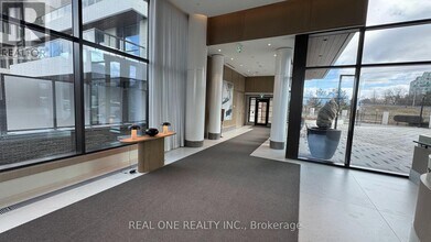 397 Royal Orchard Blvd in Markham, ON - Building Photo - Building Photo