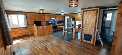 627 W Chestnut St in Leadville, CO - Building Photo - Building Photo