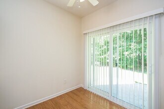 1127 Dunedin Trail in Woodstock, GA - Building Photo - Building Photo
