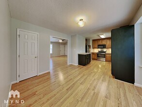 4017 Rockside Hills Dr in Raleigh, NC - Building Photo - Building Photo