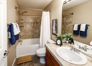 828 S Wahsatch Ave in Colorado Springs, CO - Building Photo - Building Photo