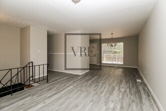 1490 Sunset Way in Morrow, GA - Foto de edificio - Building Photo