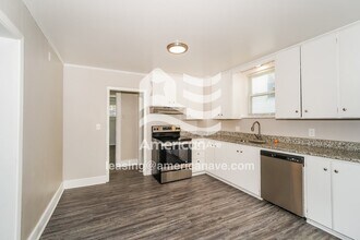 2635 2nd St NW in Canton, OH - Building Photo - Building Photo