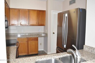 601 1st St S in Jacksonville Beach, FL - Foto de edificio - Building Photo
