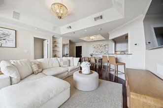 5909 Luther Ln in Dallas, TX - Building Photo - Building Photo