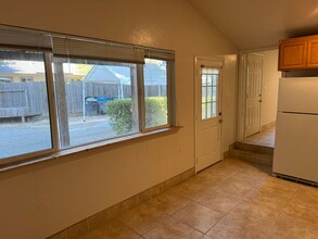 519 Hope St in Mountain View, CA - Building Photo - Building Photo