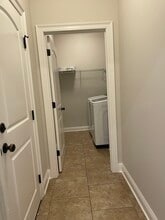 4422 Bay View Dr in Marrero, LA - Foto de edificio - Building Photo