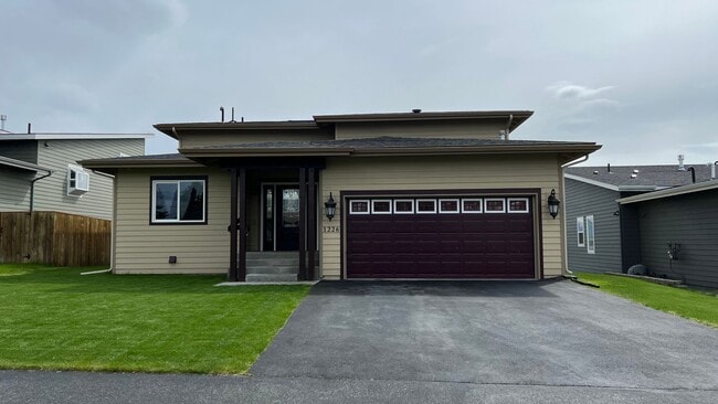 property at 1226 Northpointe Bluff Dr