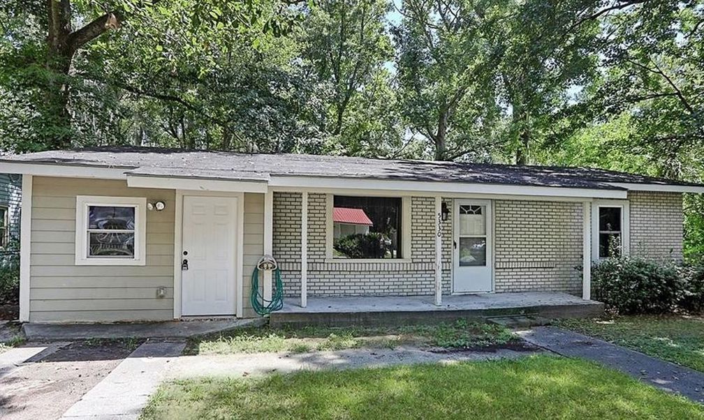 5330 Athena Dr in Savannah, GA - Foto de edificio