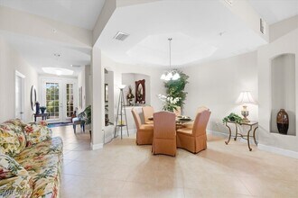 8051 Players Cove Dr in Naples, FL - Building Photo - Building Photo