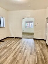 517 Franklin St in East Pittsburgh, PA - Building Photo - Building Photo