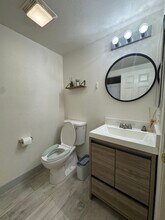 456 Shatto Pl, Unit 7 in Los Angeles, CA - Building Photo - Building Photo