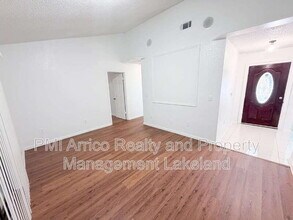 222 Lakeview Dr in Auburndale, FL - Building Photo - Building Photo