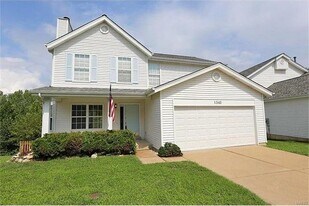 1542 Glenn Brooke Woods Cir in Ballwin, MO - Building Photo
