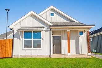 9600 Vista Grande Blvd in Fort Worth, TX - Building Photo - Building Photo