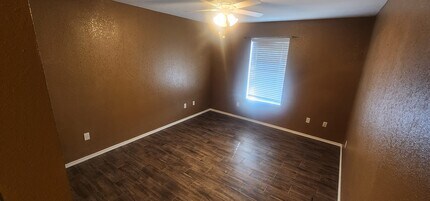 807 Sabinas St in Hidalgo, TX - Building Photo - Building Photo