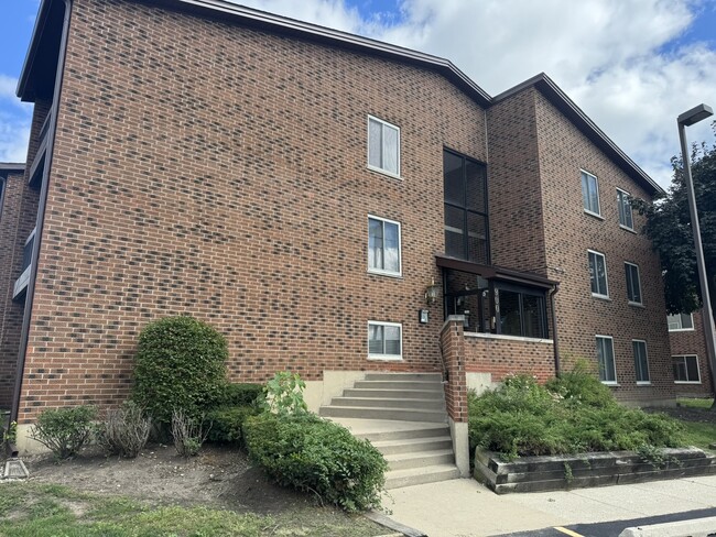 property at 900 Perrie Dr