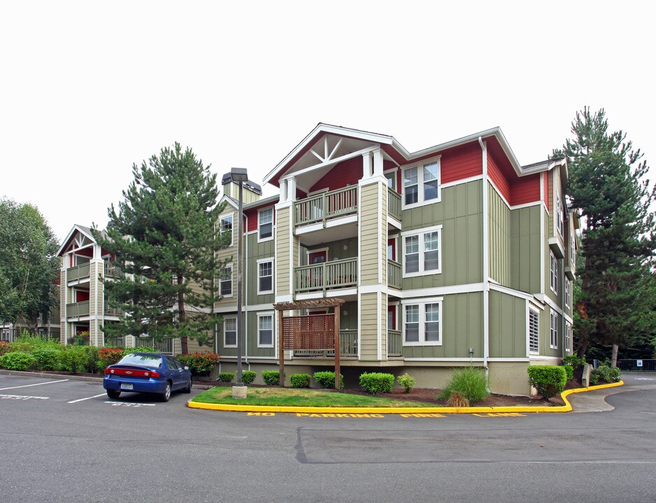 Trail Walk Apartments in Kenmore, WA - Building Photo