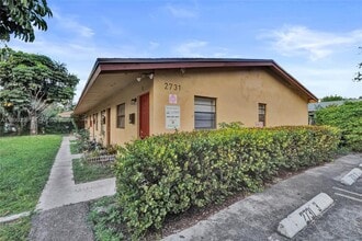 2731 NW 1st St in Pompano Beach, FL - Building Photo - Building Photo
