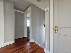 27 St John St in Goshen, NY - Building Photo - Building Photo