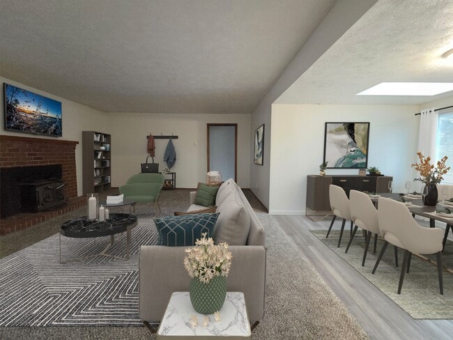 property at 3207 S Fiske St