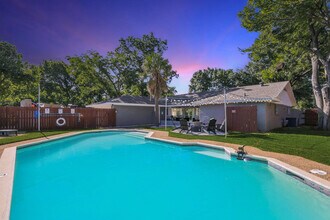 1231 Springbrook Cir in Desoto, TX - Building Photo - Building Photo