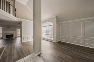 2643 Garden Ridge Ln in Arlington, TX - Building Photo - Building Photo