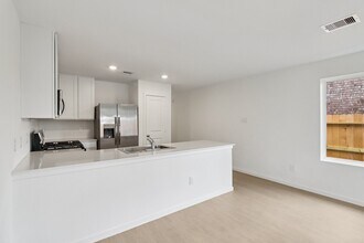 28727 Texas Plns Dr in Hockley, TX - Building Photo - Building Photo